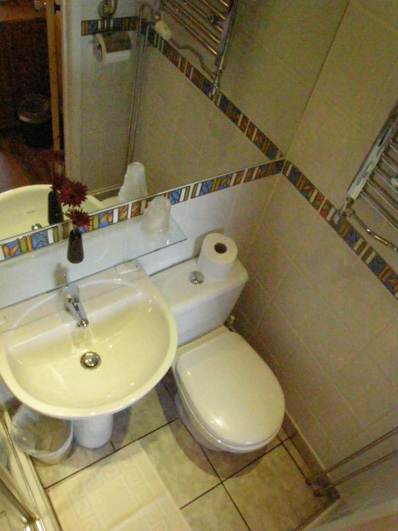 Leonardos Guest House Swansea Chambre photo