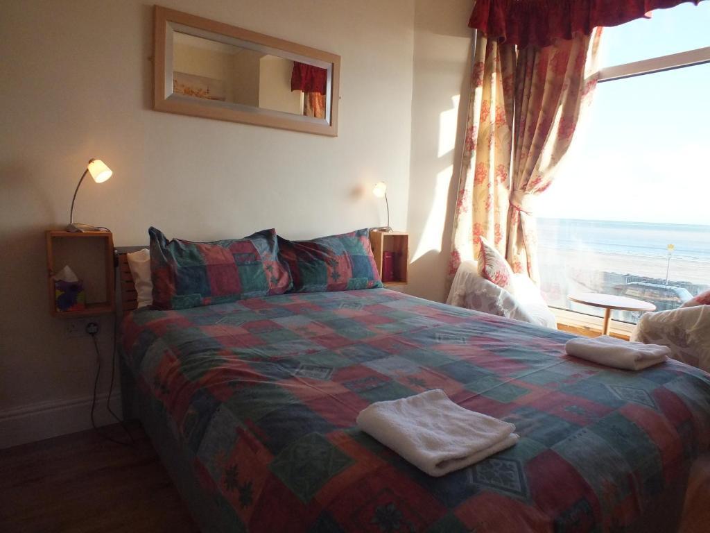 Leonardos Guest House Swansea Chambre photo