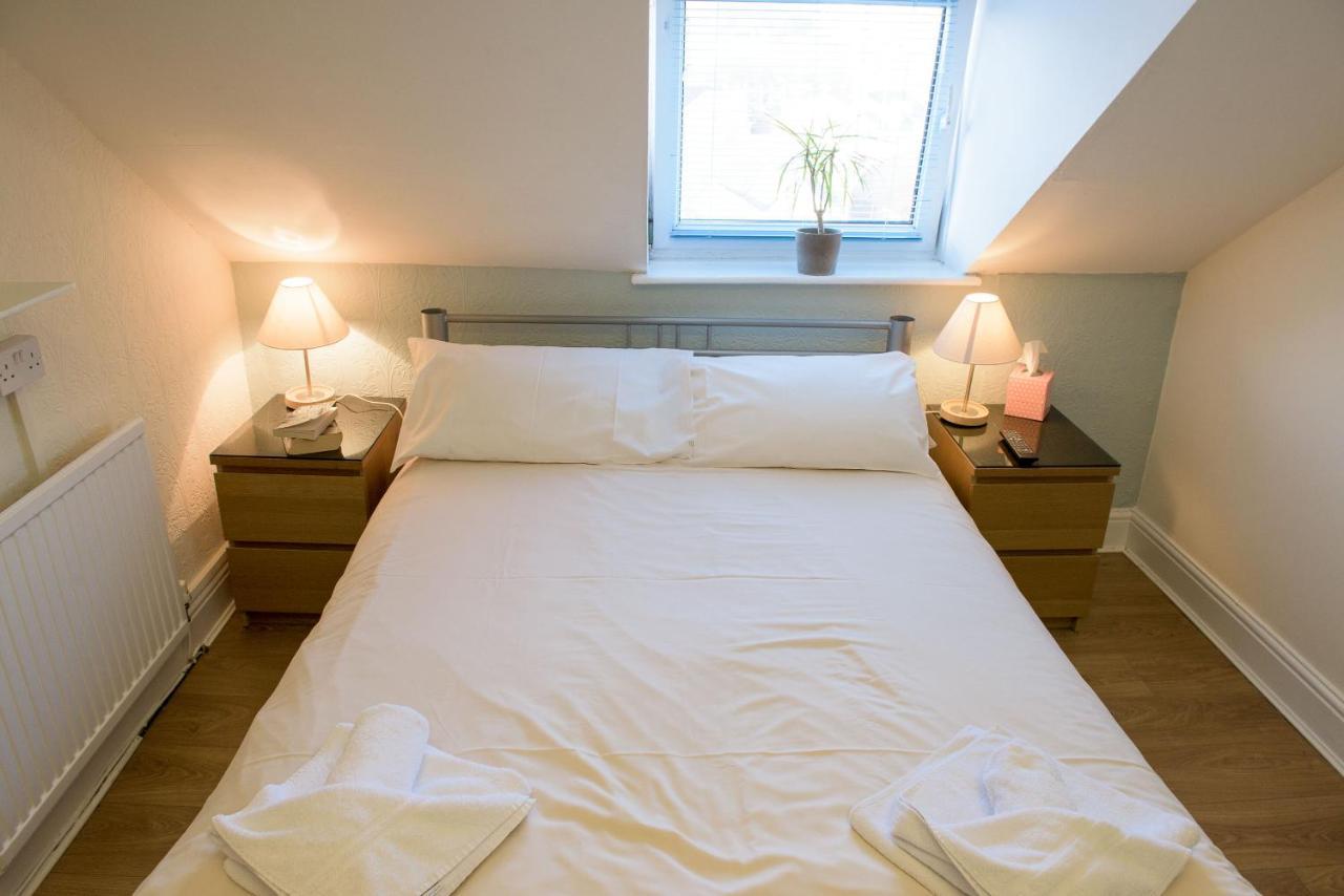 Leonardos Guest House Swansea Extérieur photo