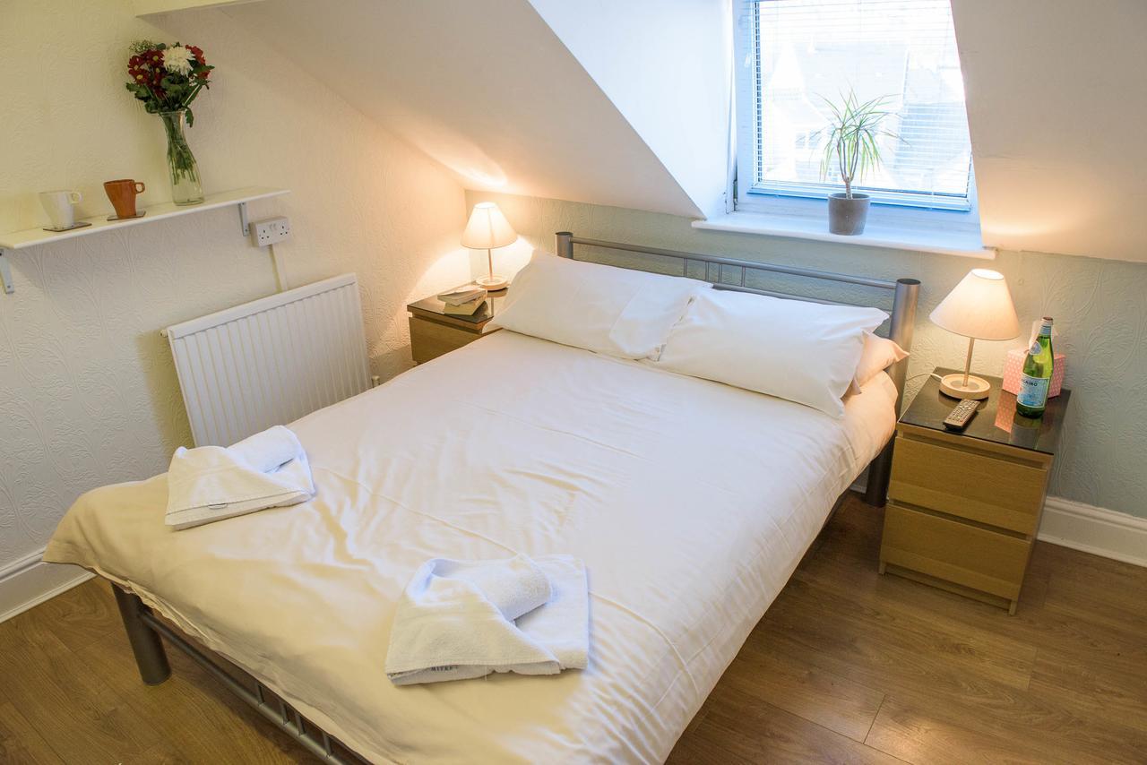Leonardos Guest House Swansea Extérieur photo