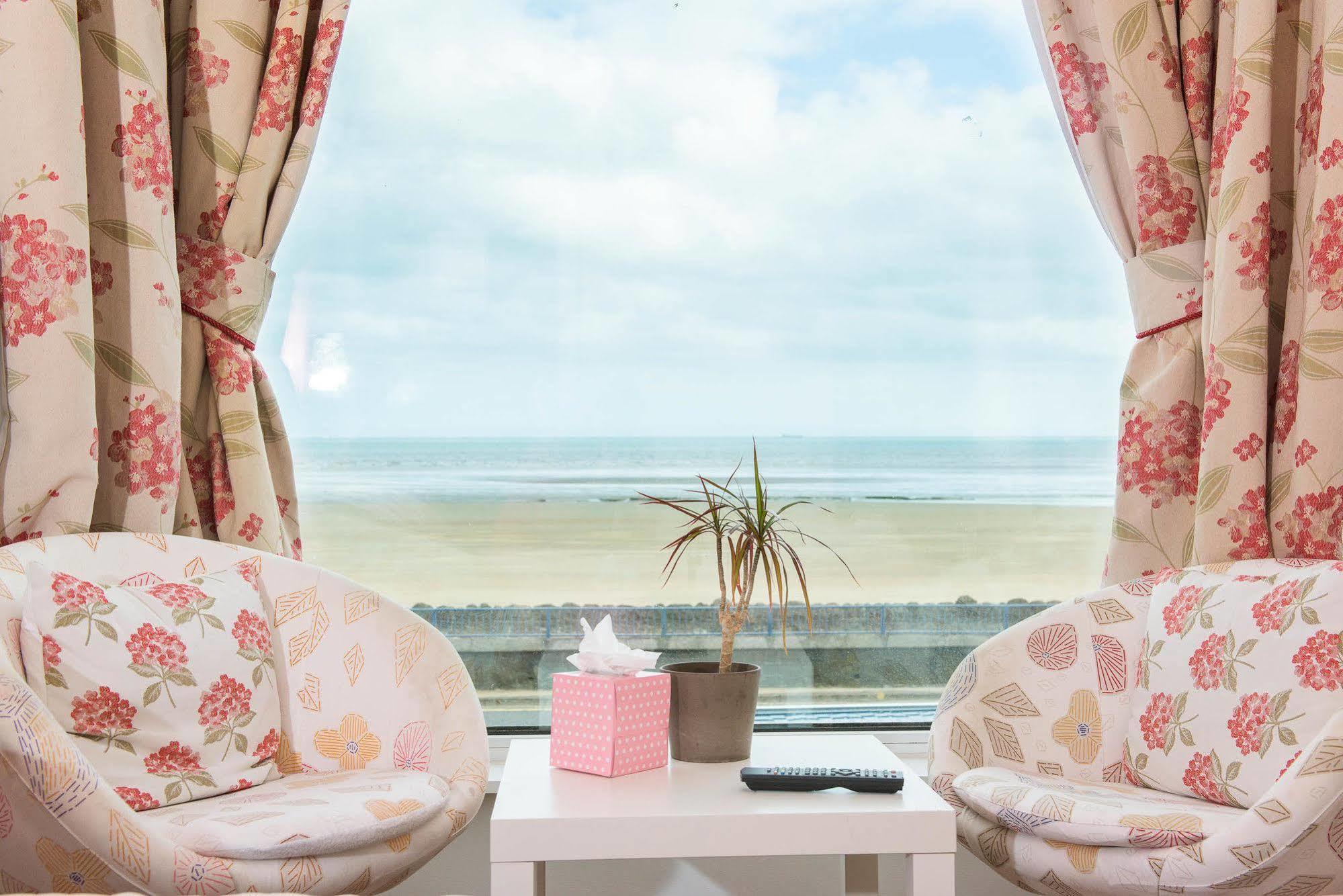 Leonardos Guest House Swansea Extérieur photo