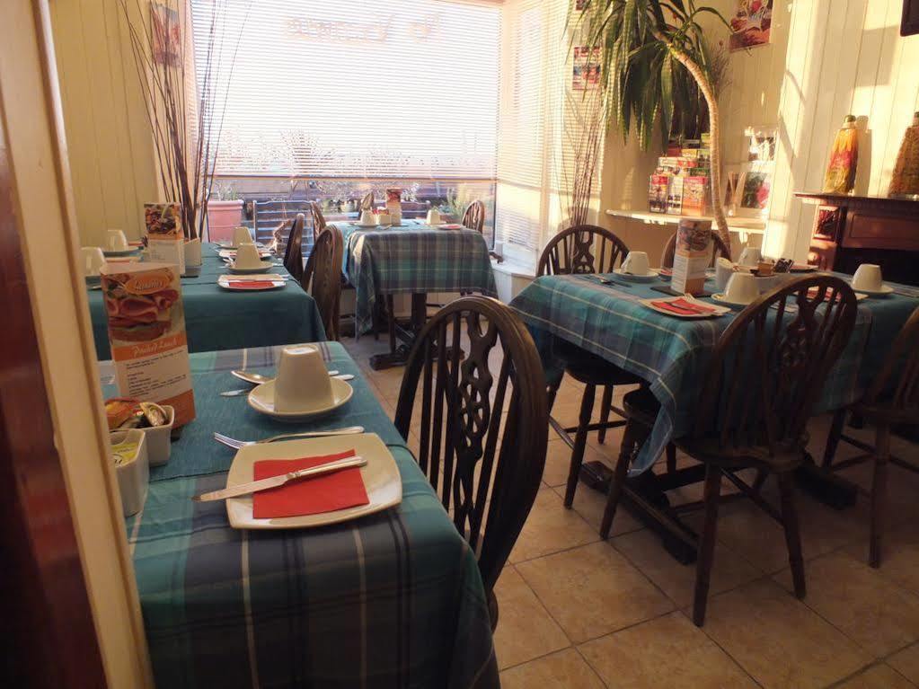 Leonardos Guest House Swansea Extérieur photo