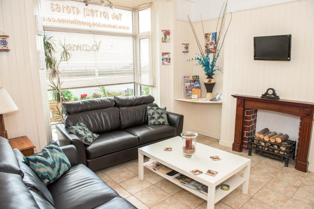 Leonardos Guest House Swansea Extérieur photo